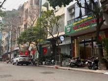 Hình ảnh Cho thuê nhà kinh doanh, vỉa hè, phố Trung Kính , 55m x4T, 22tr/th