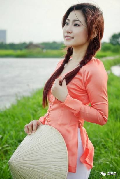 Tuyết Loan