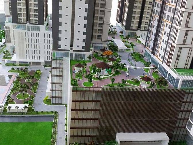 XI Grand Court
