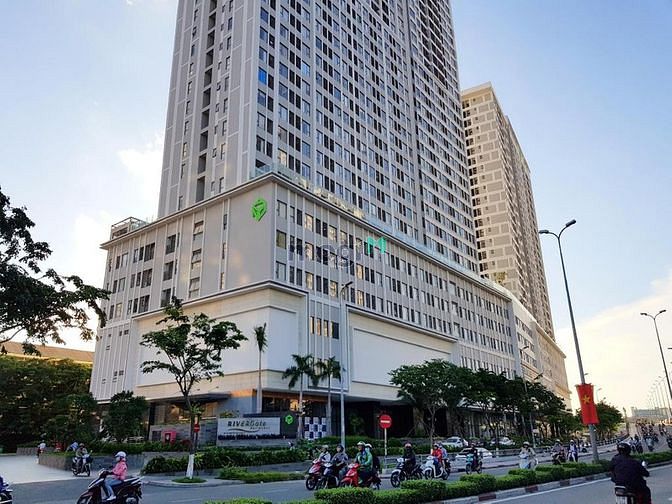 Rivergate Residence