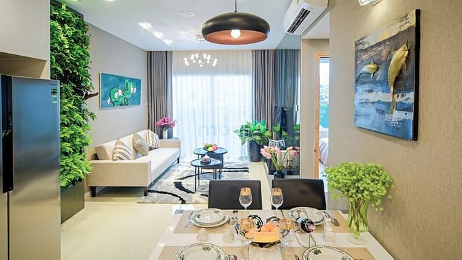 Diamond Lotus Lake View