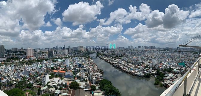 Diamond Riverside