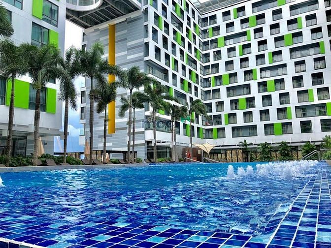Republic Plaza