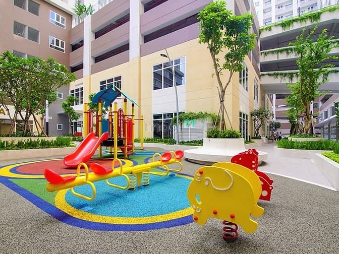 Lavita Charm