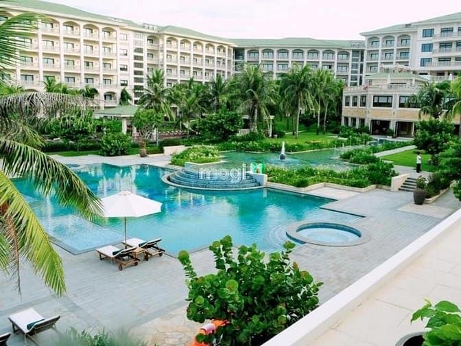 Olalani Resort and Condotel