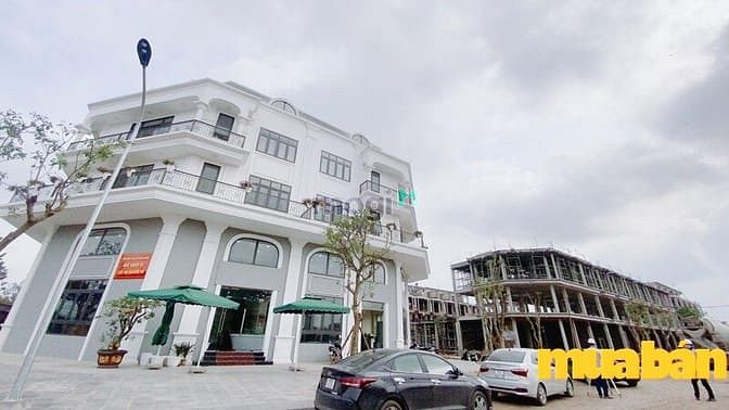 Calyx Residence