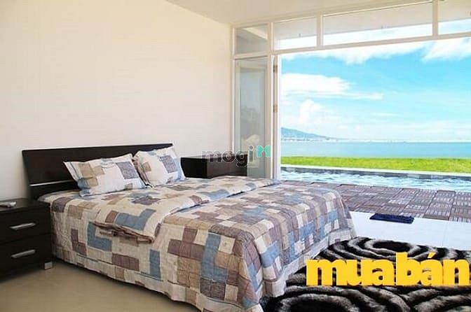 Sunny Villa