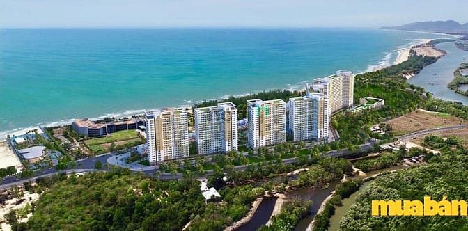 Hồ Tràm Complex