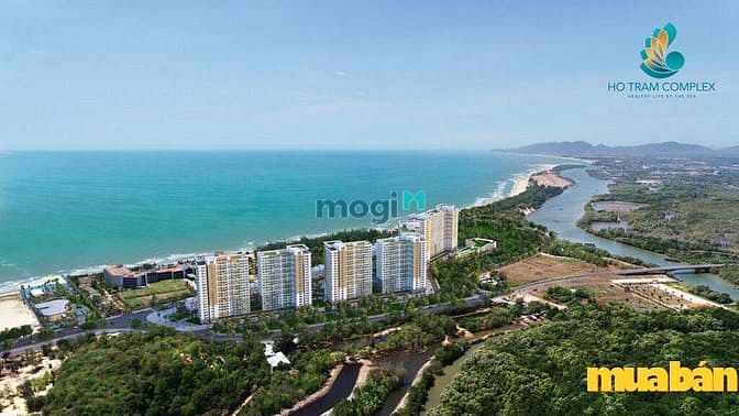 Hồ Tràm Complex