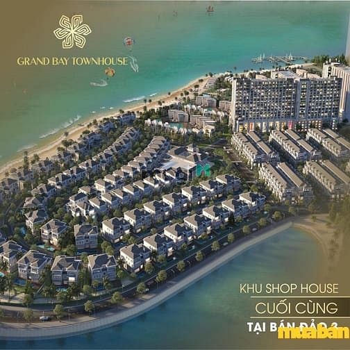 Grand Bay Town House
