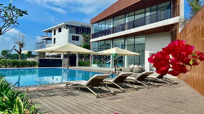 The Pearl Riverside