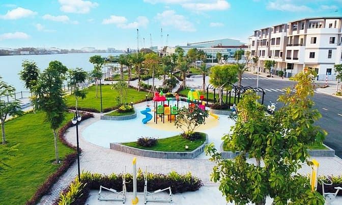 The Pearl Riverside