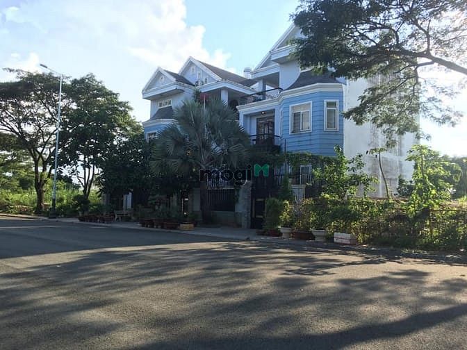 Thủ Thiêm Villa