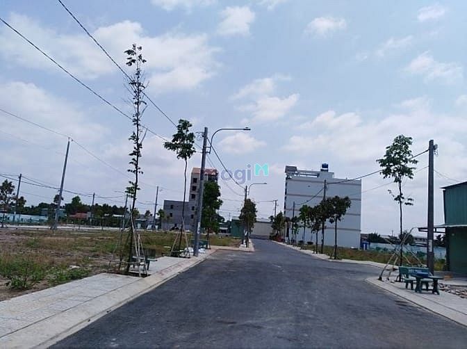 Tây Nam Center Golden Land