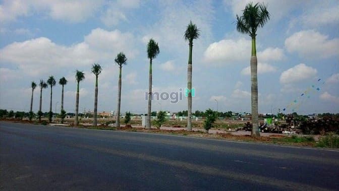 Tây Nam Center Golden Land