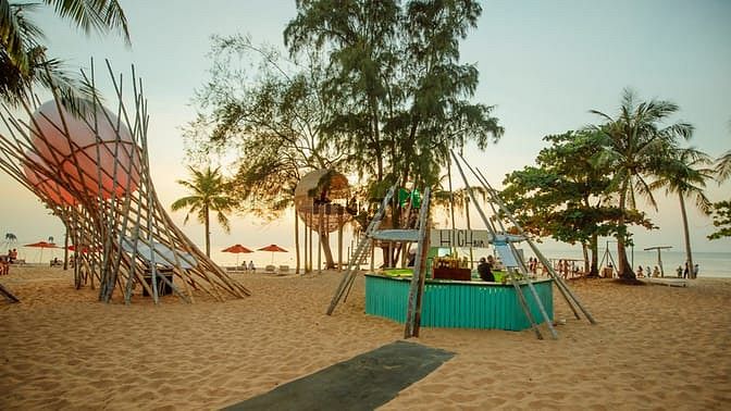 Khu du lịch Sunset Sanato