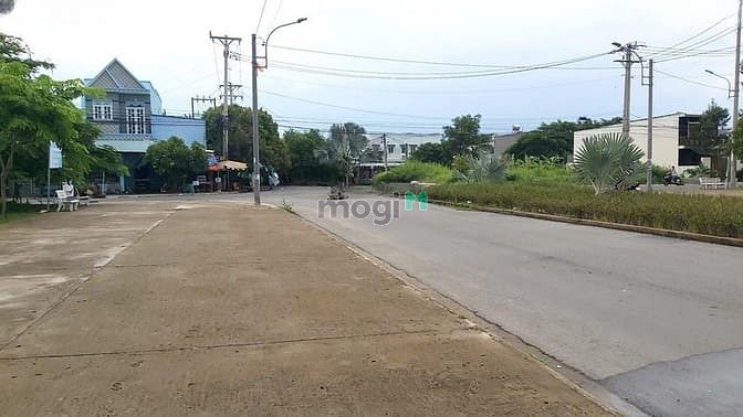 Khu tái định cư Tân Kim
