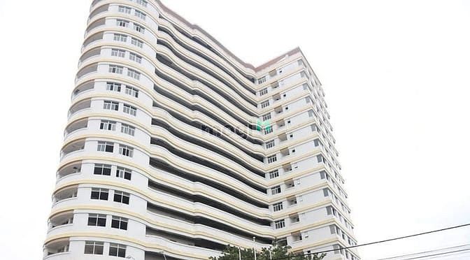 Long Phụng Apartment