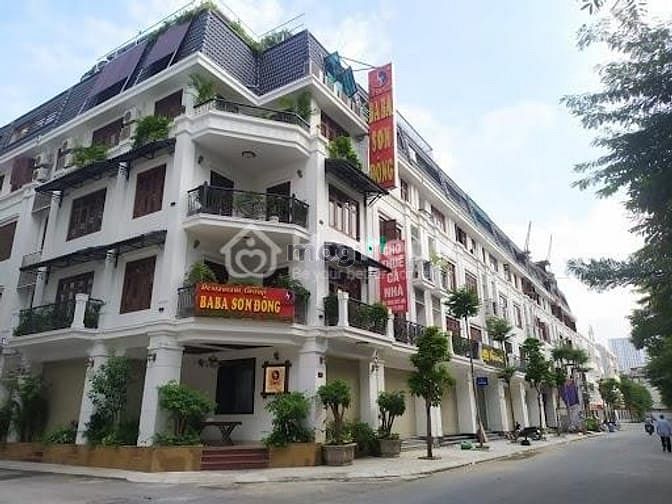 Khu nhà ở 90 Nguyễn Tuân