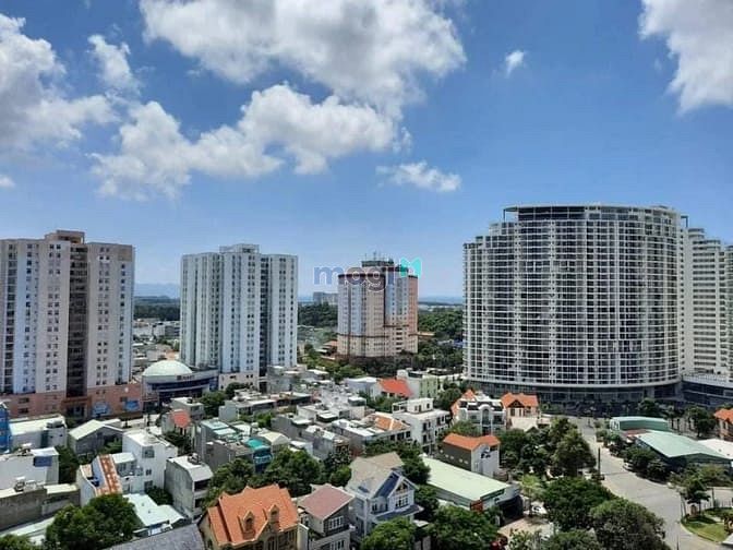 Cao ốc LakeSide