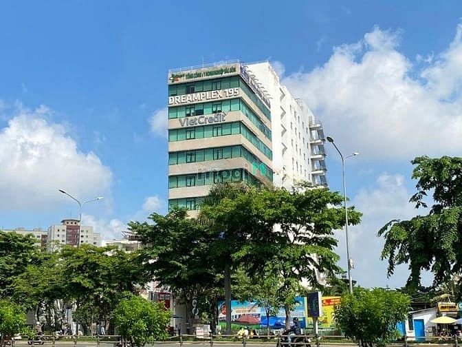 HUD Building