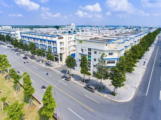 Khu Phố Thương mại Uni-town