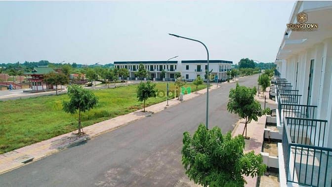 Young Town Tây Bắc Sài Gòn