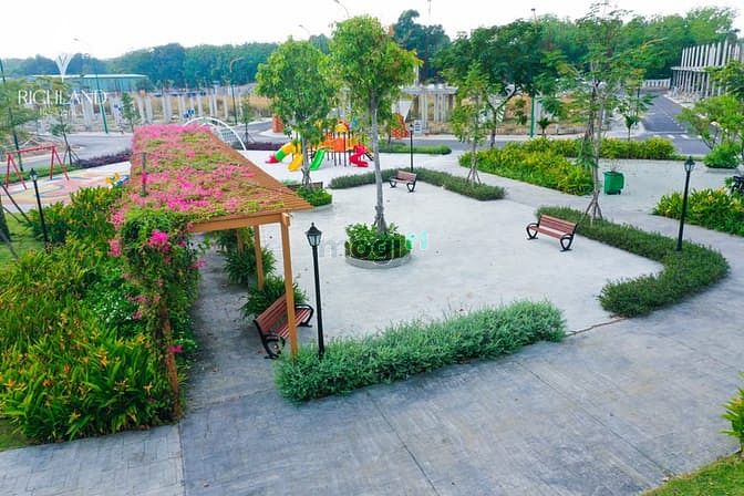 Khu đô thị RichHome 2