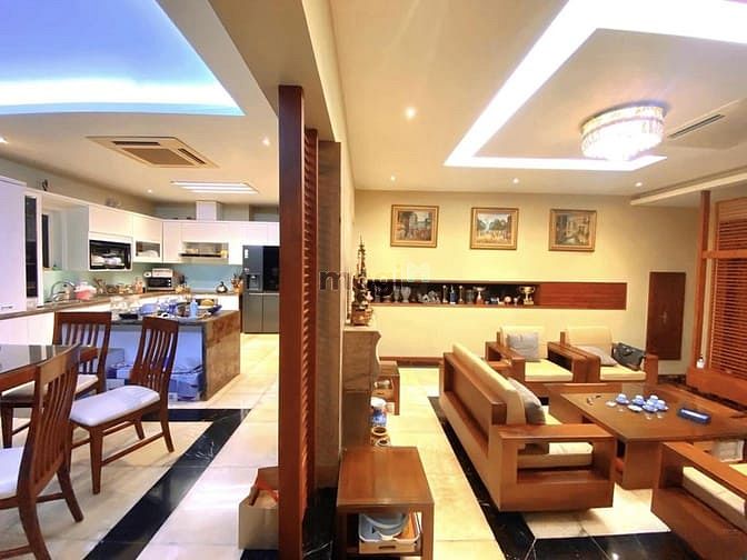 Liền kề 96 Nguyễn Huy Tưởng