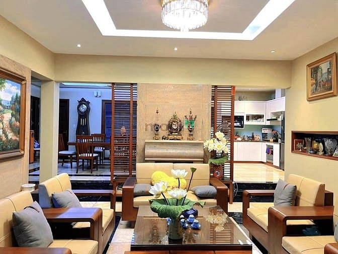 Liền kề 96 Nguyễn Huy Tưởng
