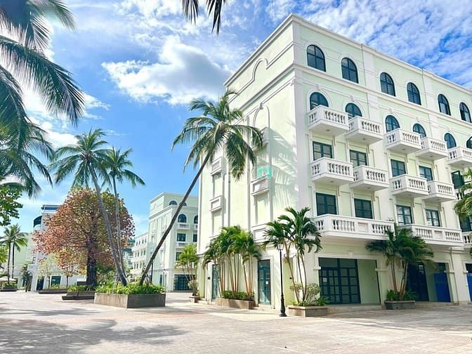 Waterfront Luxury Hotels