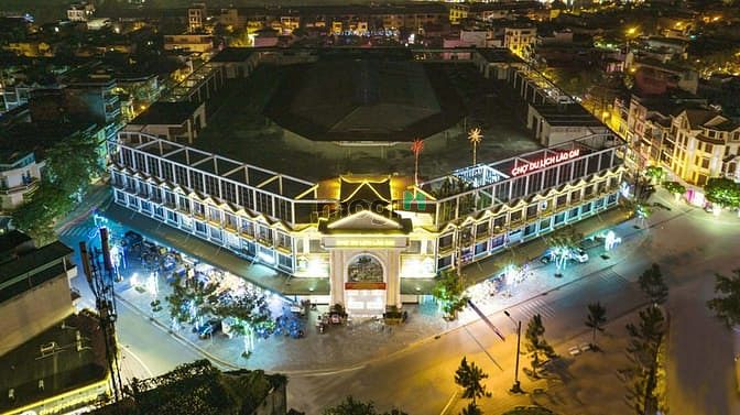 Chợ Du lịch Lào Cai