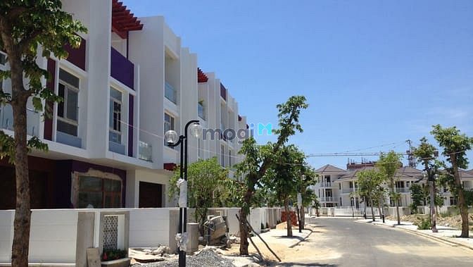 Làng Châu Âu (Euro Village)