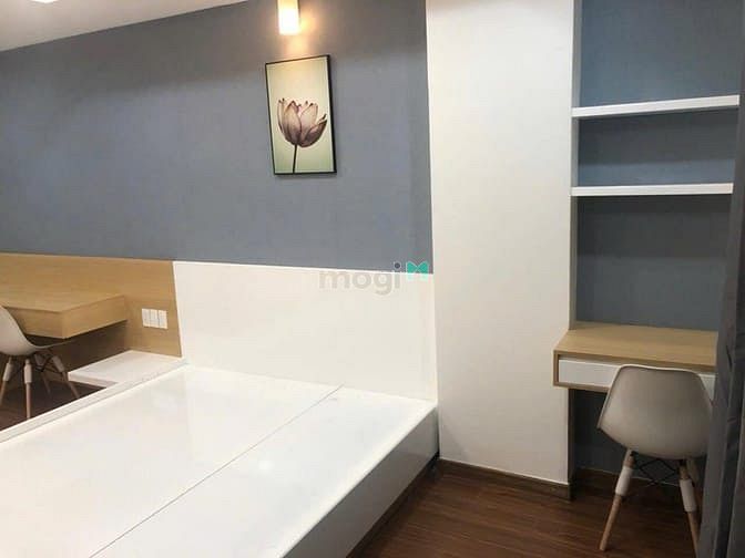 Remax Plaza