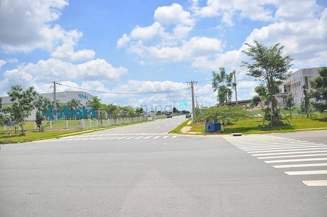 Phố chợ đa năng Cầu Tràm