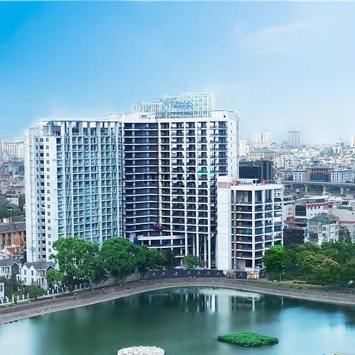 Diamond Park Plaza