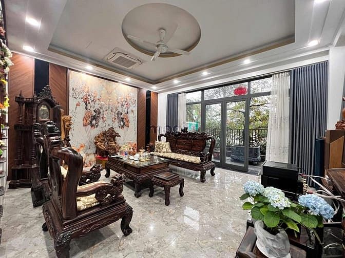 Sol Lake Villa