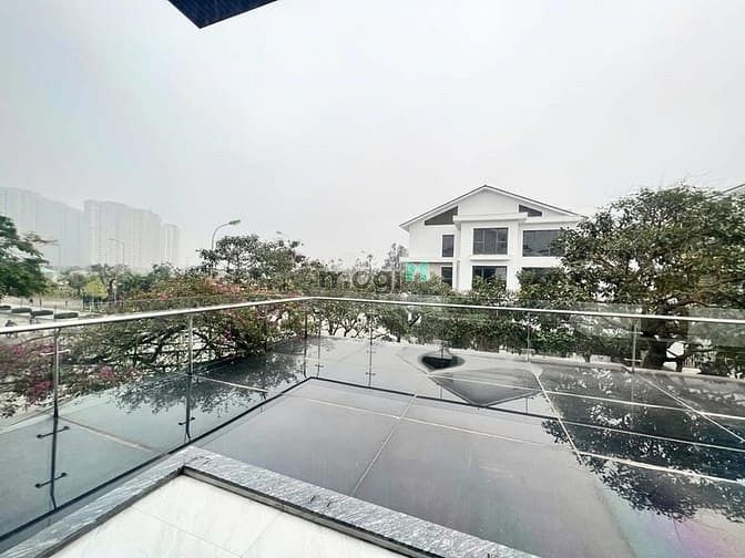 Sol Lake Villa