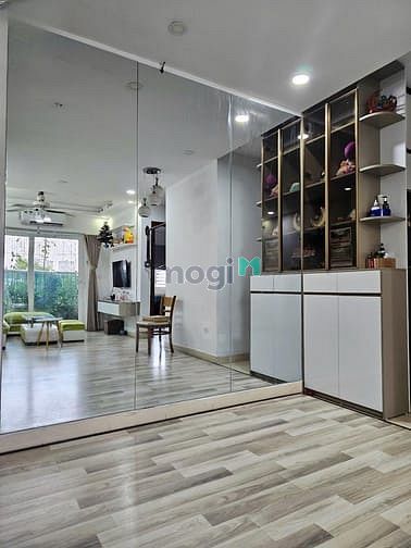New Space Giang Biên