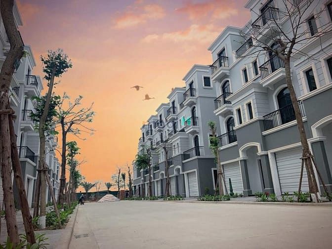 Grand Bay Town House