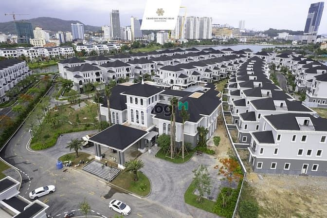 Grand Bay Town House
