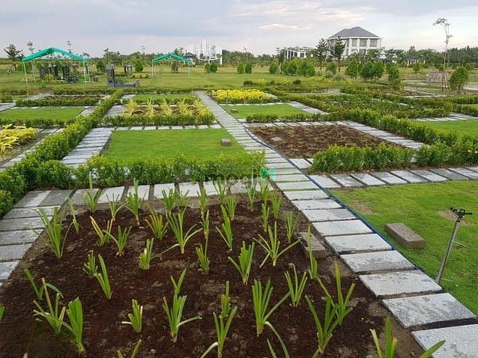 Nghĩa trang Hạc Cảnh Viên