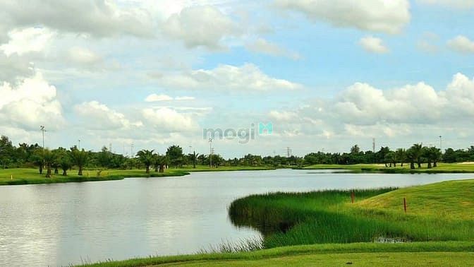 West Lakes Golf & Villas