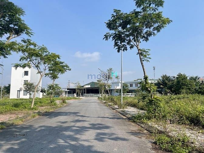 Bàu Giang Riverside
