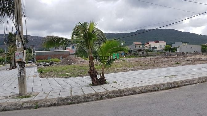 Khu đô thị Quảng Hồng