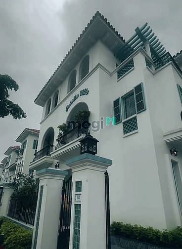 Mon Bay Hạ Long
