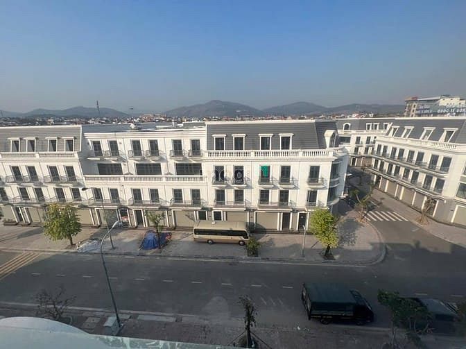 Vincom Shophouse Uông Bí