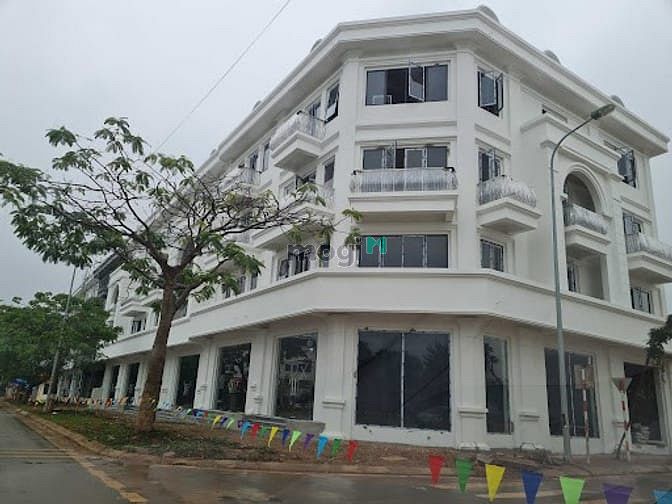 VPIT Plaza
