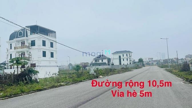 Khu đô thị Núi Long