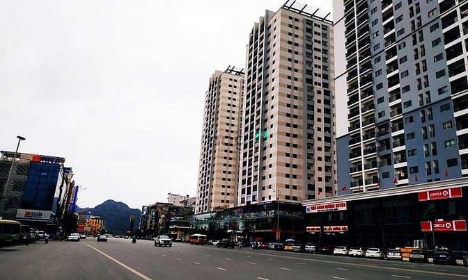 Trần Hưng Đạo Plaza
